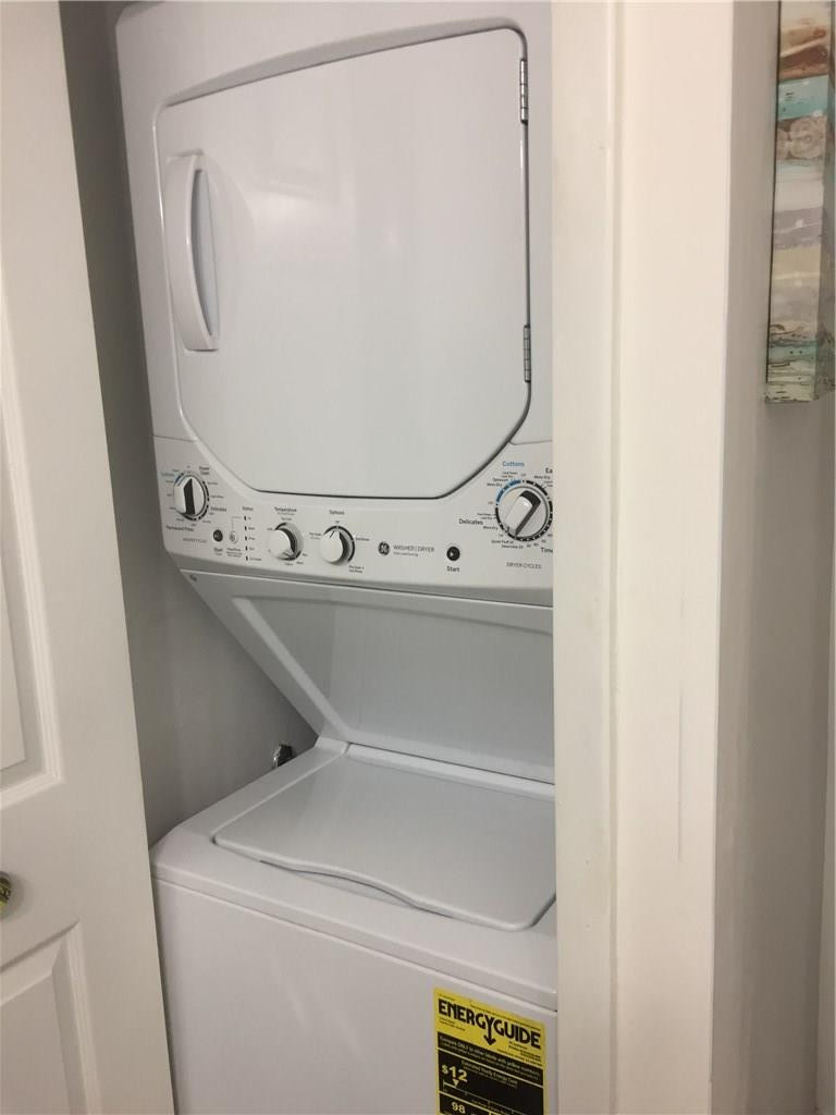 Racquet Club Apts. at Bon - Residential