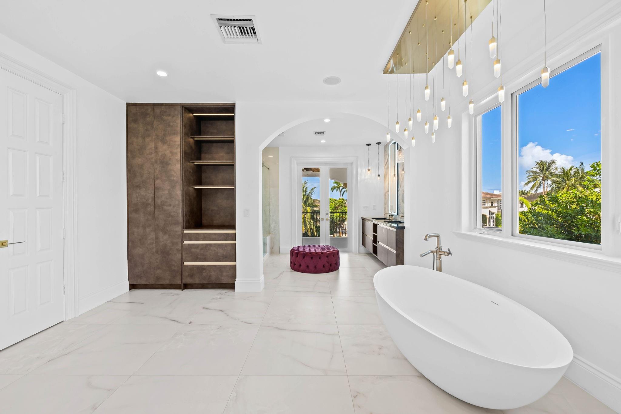 TROPIC ISLE 4TH SEC - Residential