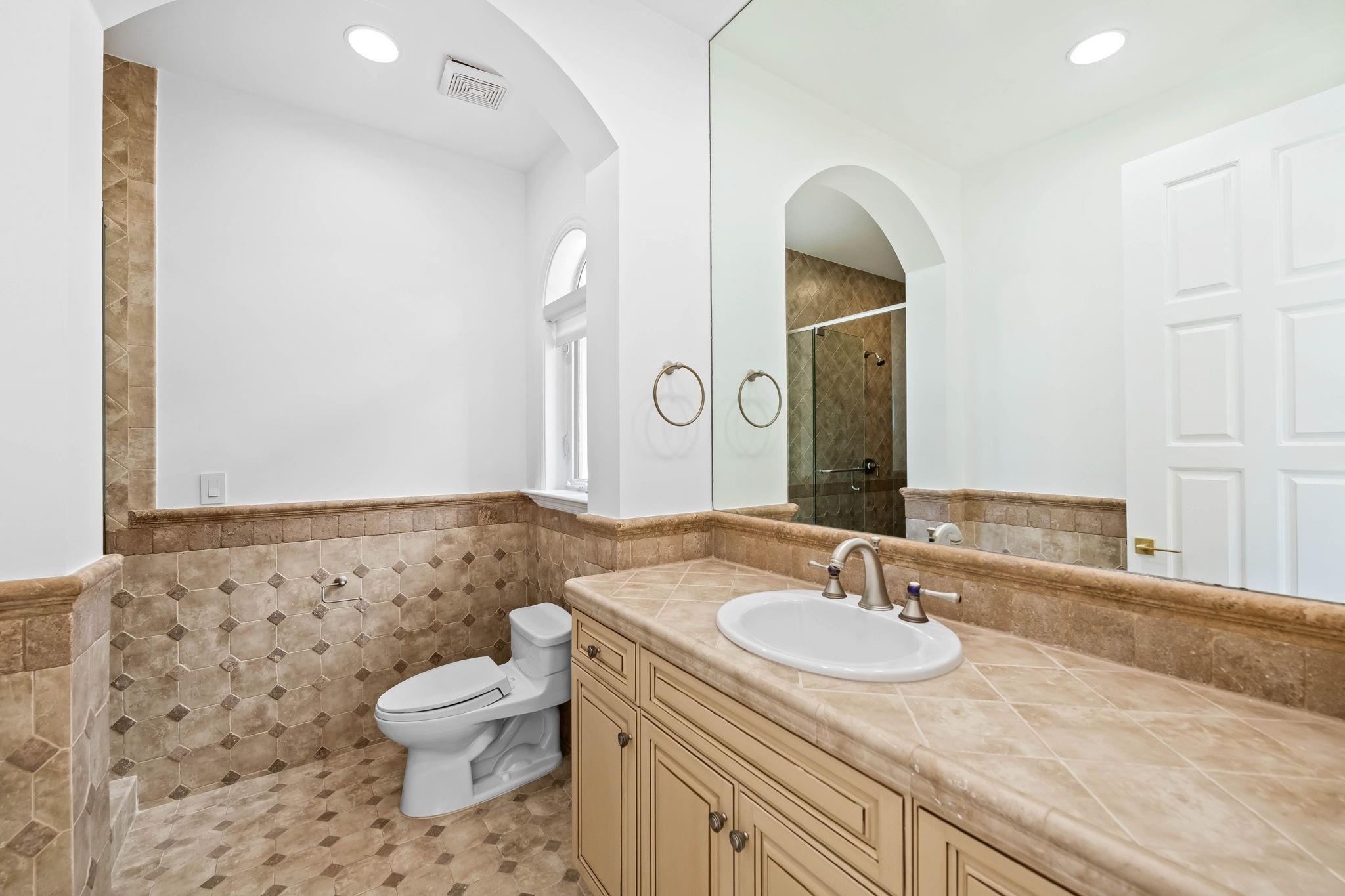 TROPIC ISLE 4TH SEC - Residential