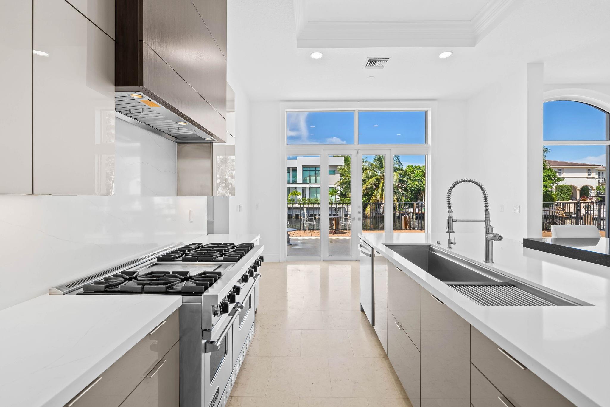 TROPIC ISLE 4TH SEC - Residential
