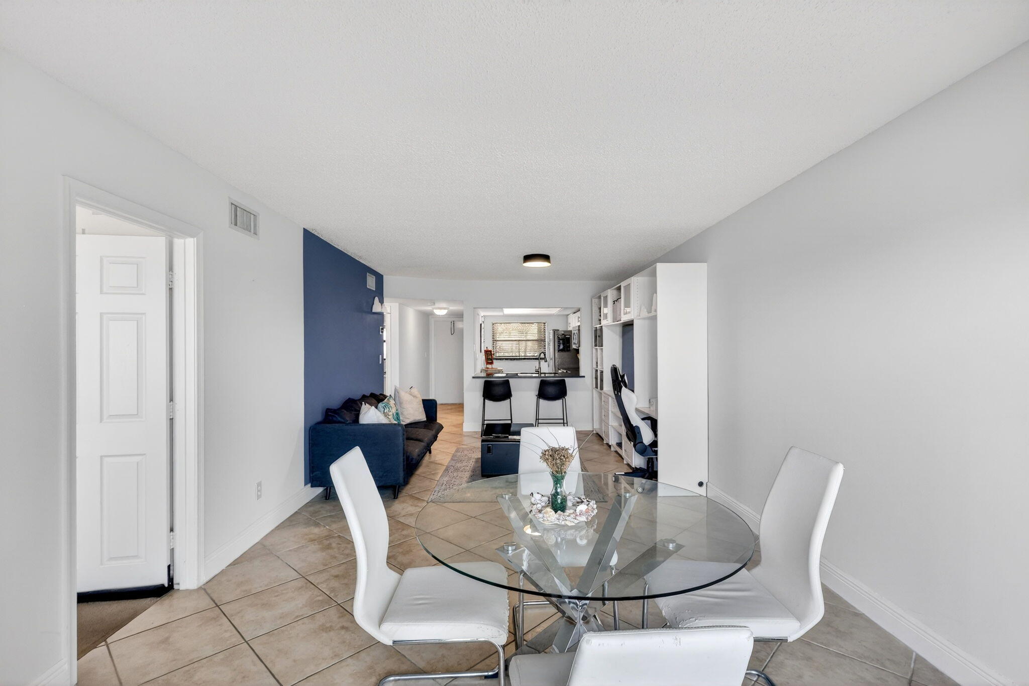 OCEANRISE CONDOMINIUM - Residential