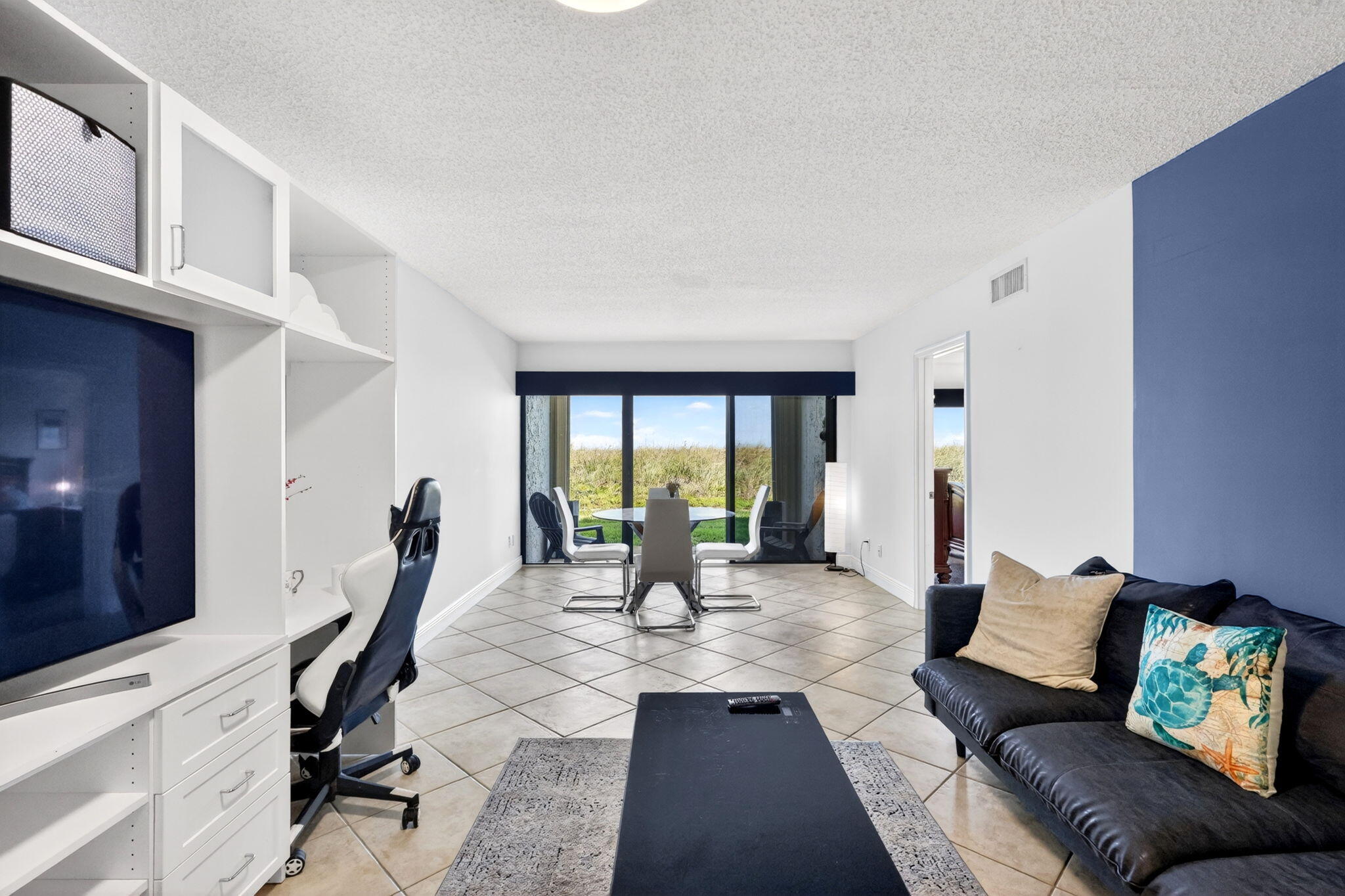 OCEANRISE CONDOMINIUM - Residential