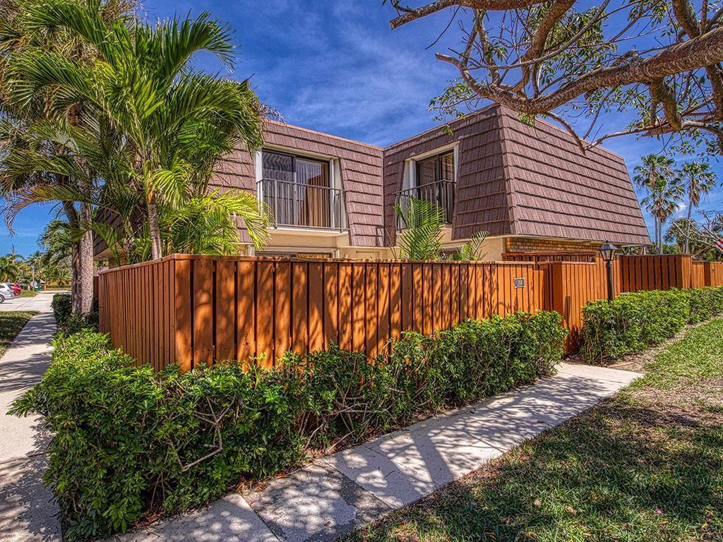 Photo of 1104 11th Court, Jupiter, FL 33477 (MLS # R10697705)