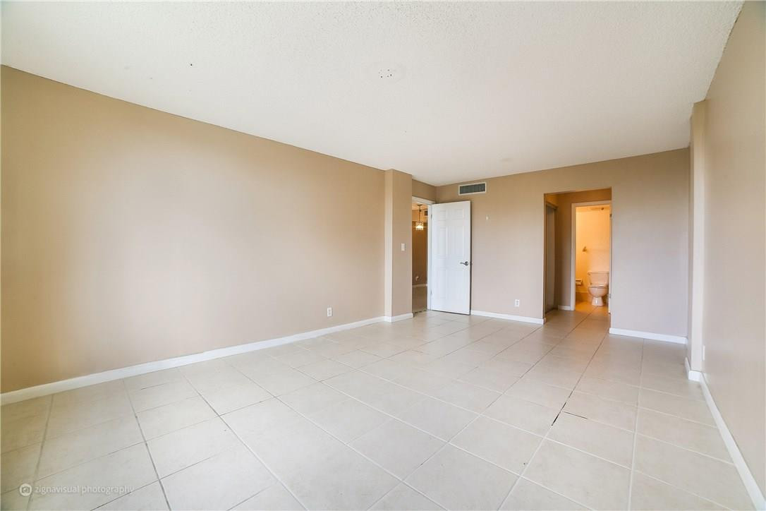 VISTA GARDENS CONDOMINIUM - Residential