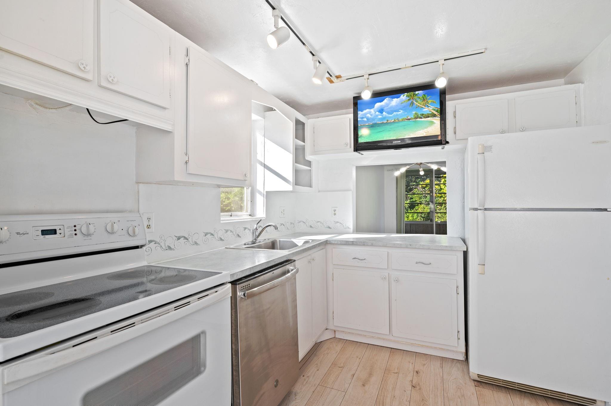 Sands Point - Residential