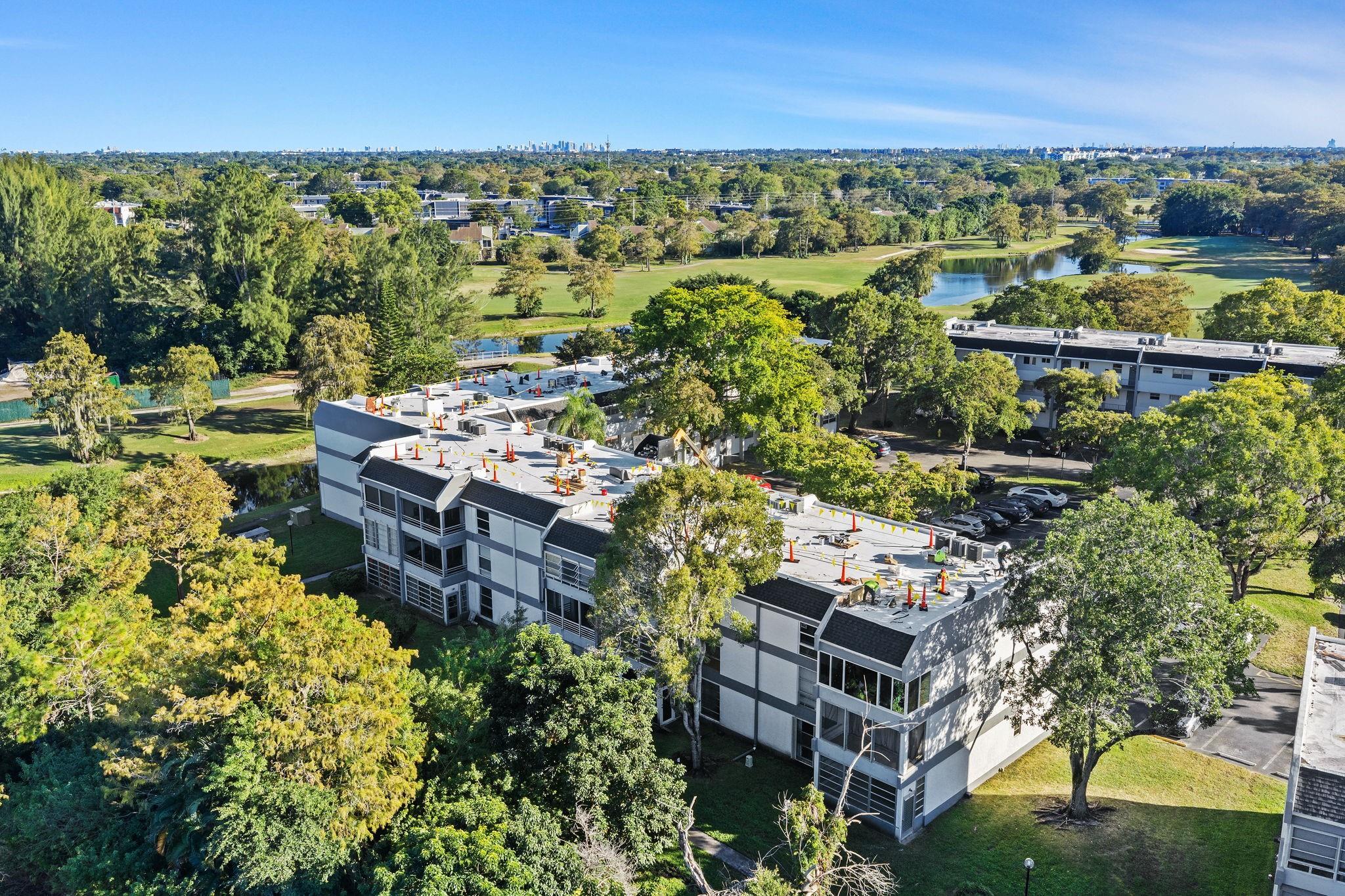 8341 Sands Point Blvd B101, Fort Lauderdale, FL, 33321/$139,900 1 8341 Sands Point Blvd B101