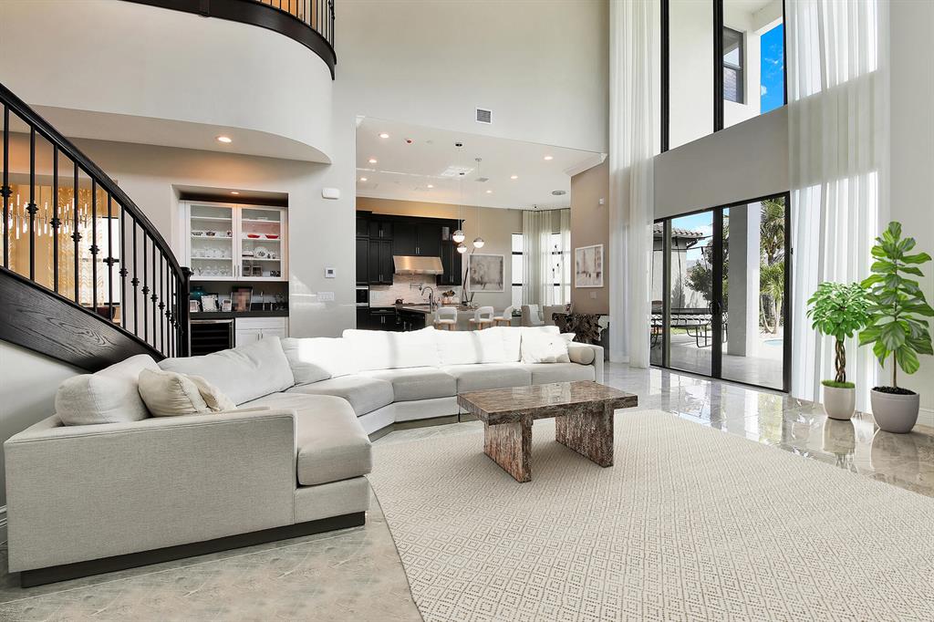 Seven Bridges - Residential