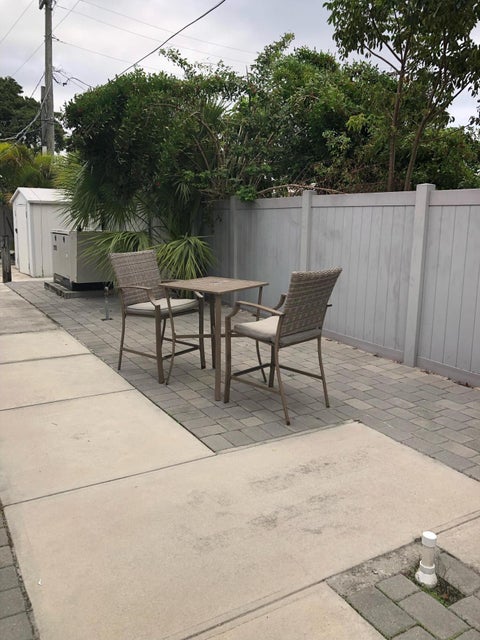 Tiny photo for 2212 SE 4th Avenue, Fort Lauderdale, FL 33316 (MLS # B26051351)