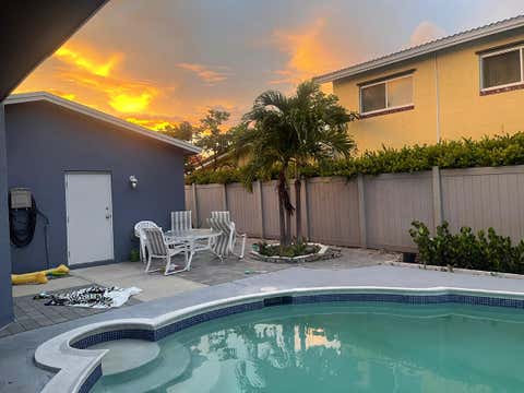 Tiny photo for 2212 SE 4th Avenue, Fort Lauderdale, FL 33316 (MLS # B26051351)