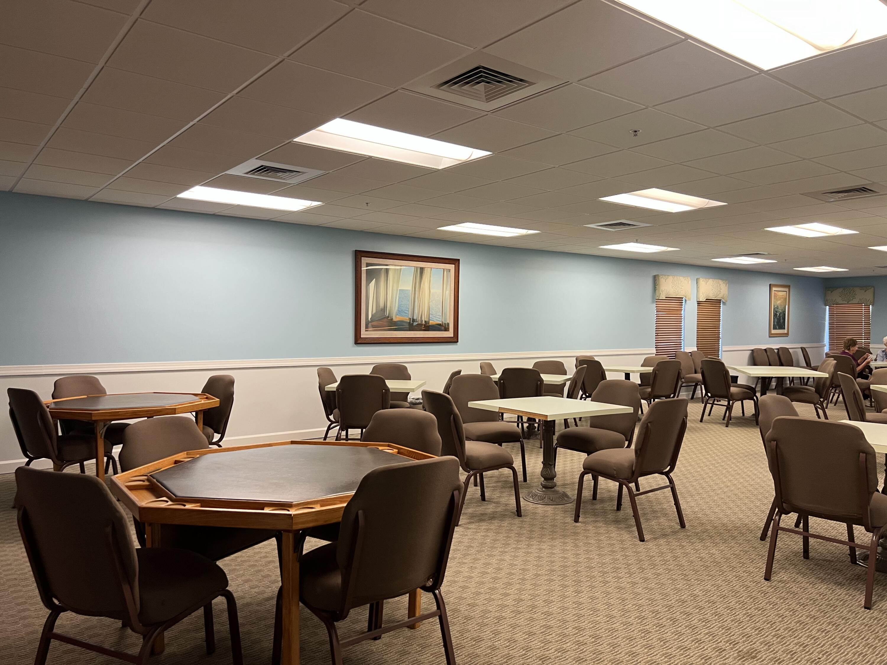 VILLAGE ROYALE ON THE GRE - Residential