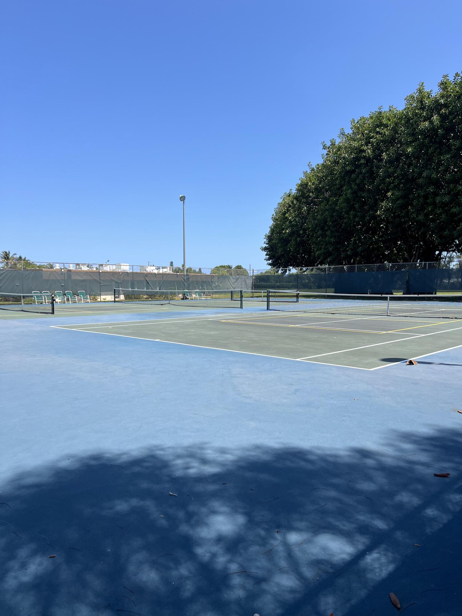 VILLAGE ROYALE ON THE GRE - Residential