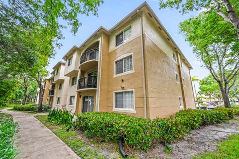 Tiny photo for 1100 S Crestwood Ct Court S #1109, Royal Palm Beach, FL 33411 (MLS # B26037239)
