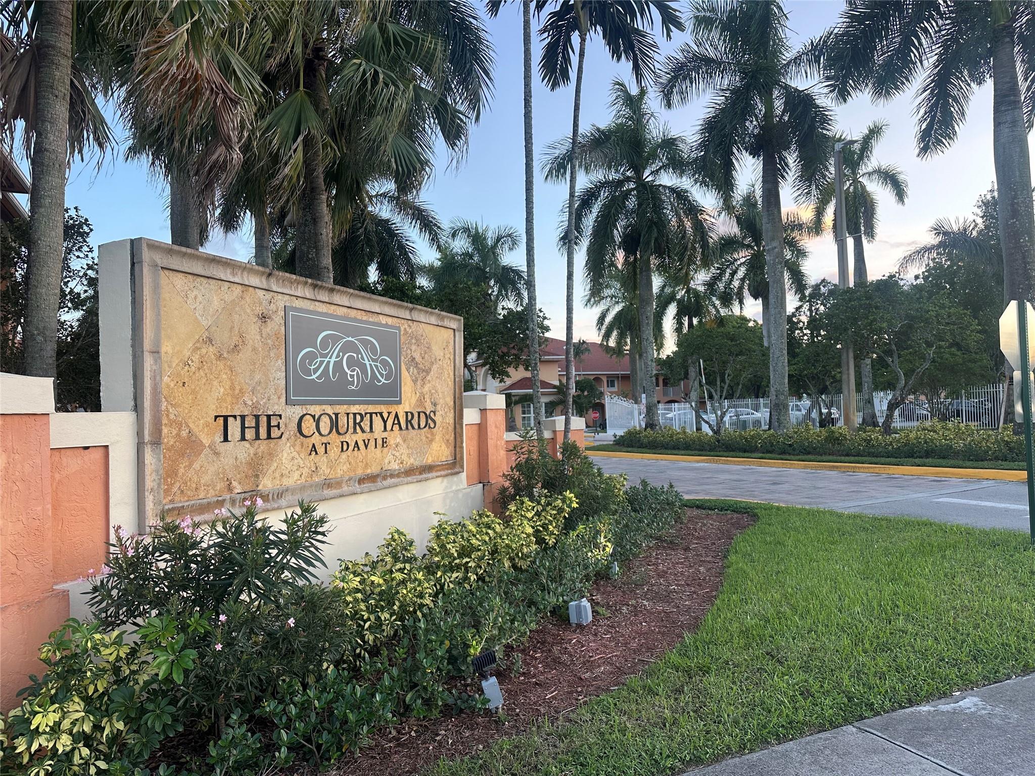 Courtyards At Davie Condo - Residential Lease