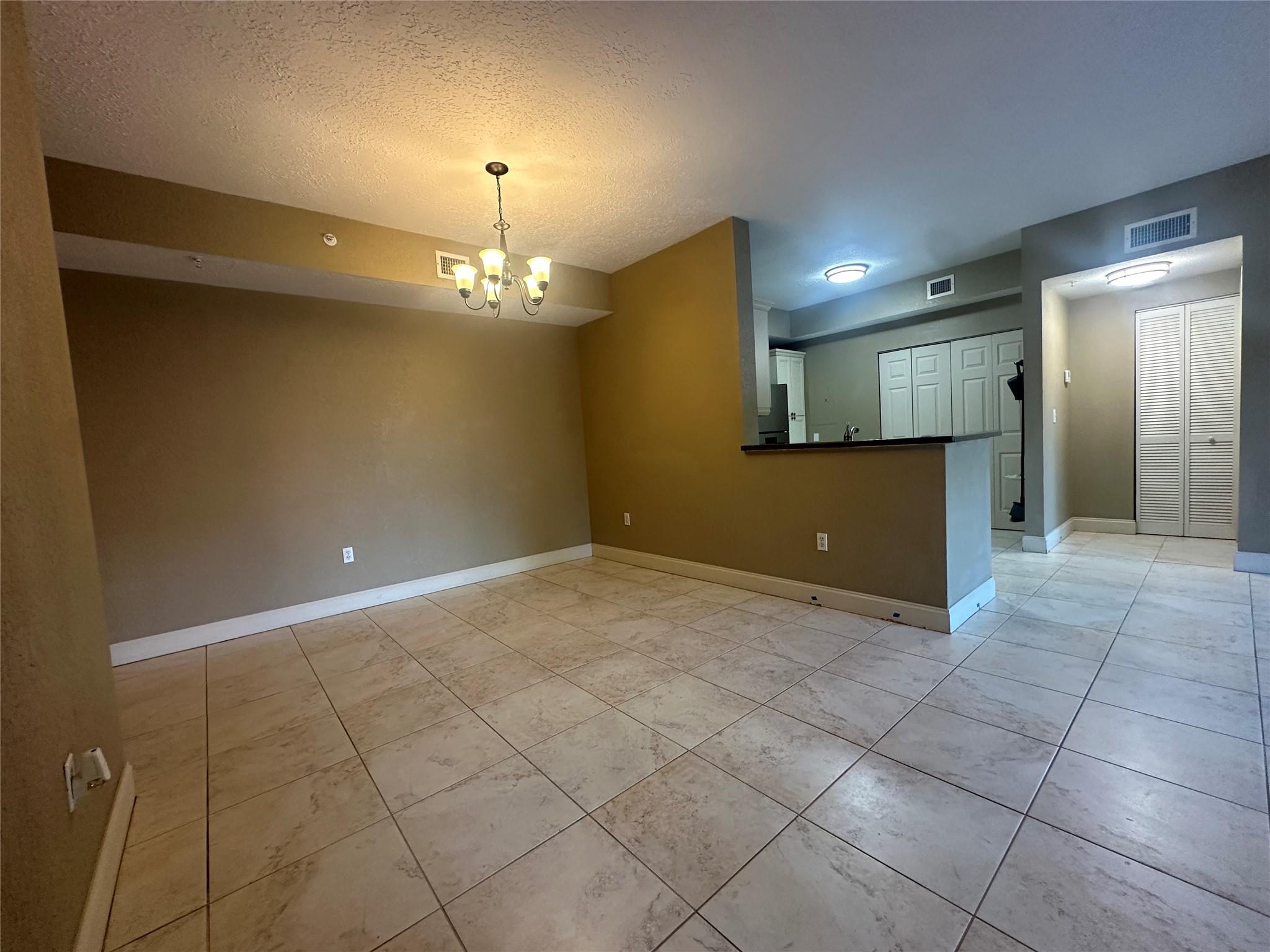 Courtyards At Davie Condo - Residential Lease