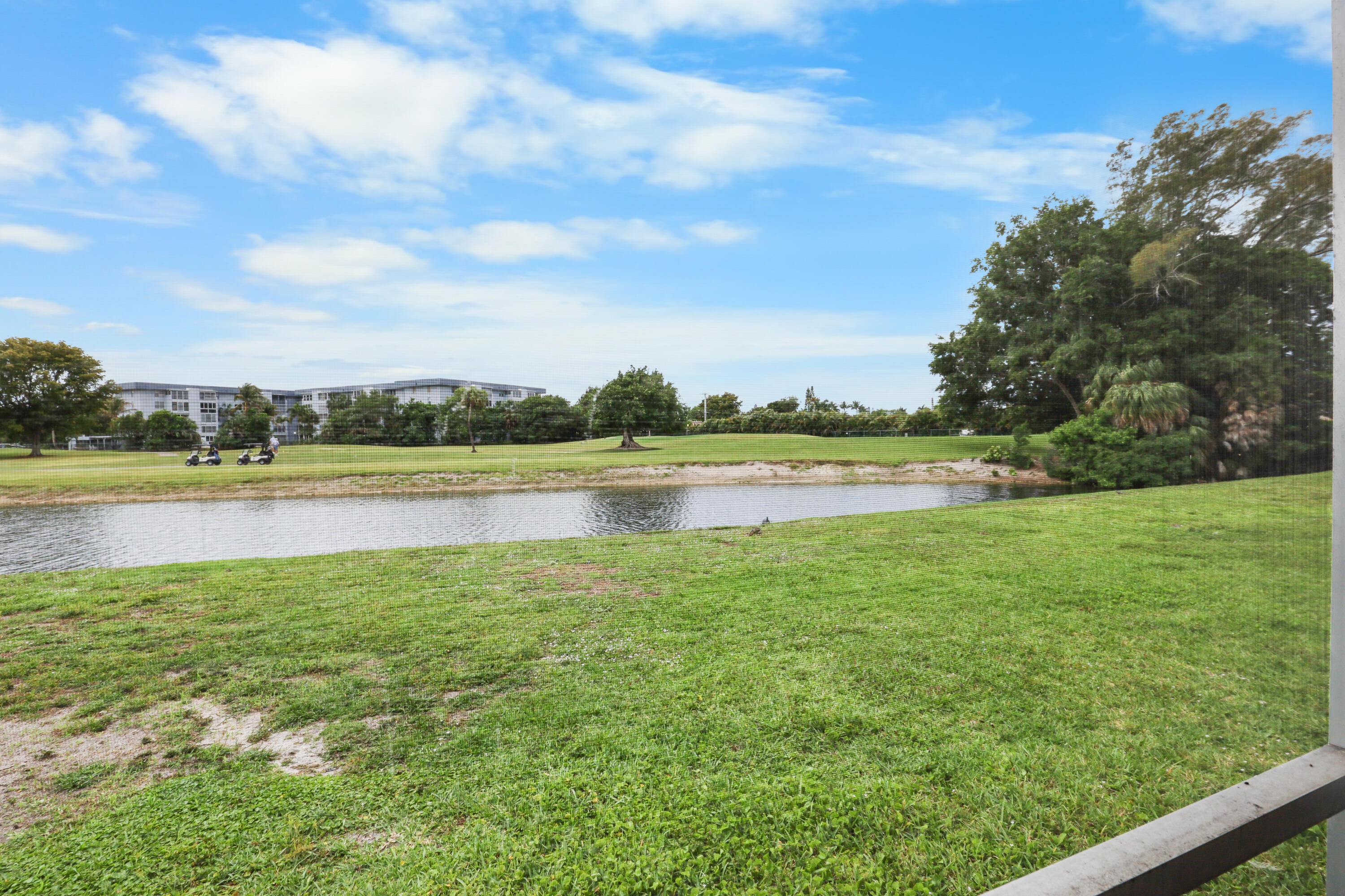 2 OF PALM SPRINGS 2 CONDO - Residential