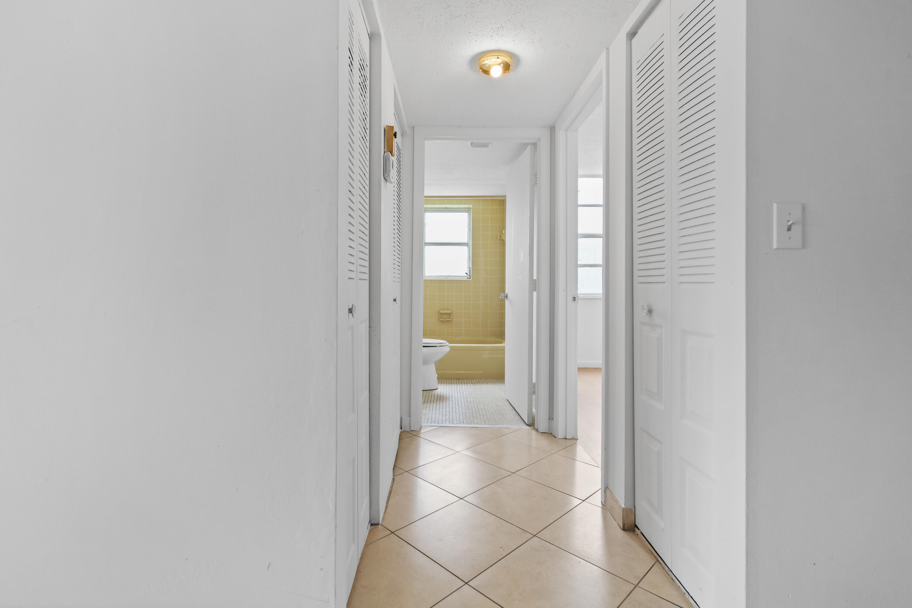 2 OF PALM SPRINGS 2 CONDO - Residential