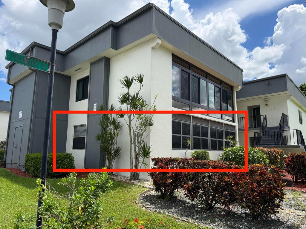 Photo of 482 PIEDMONT K, Delray Beach, FL 33484 (MLS # B26072963)