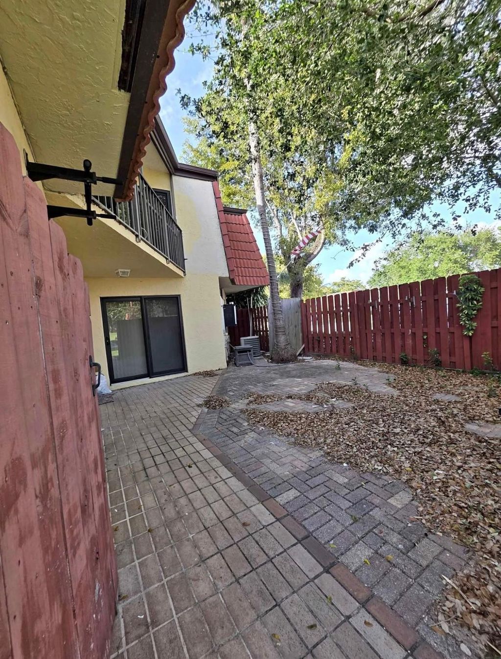 Photo of 3928 Victoria Drive, West Palm Beach, FL 33406 (MLS # B26022395)