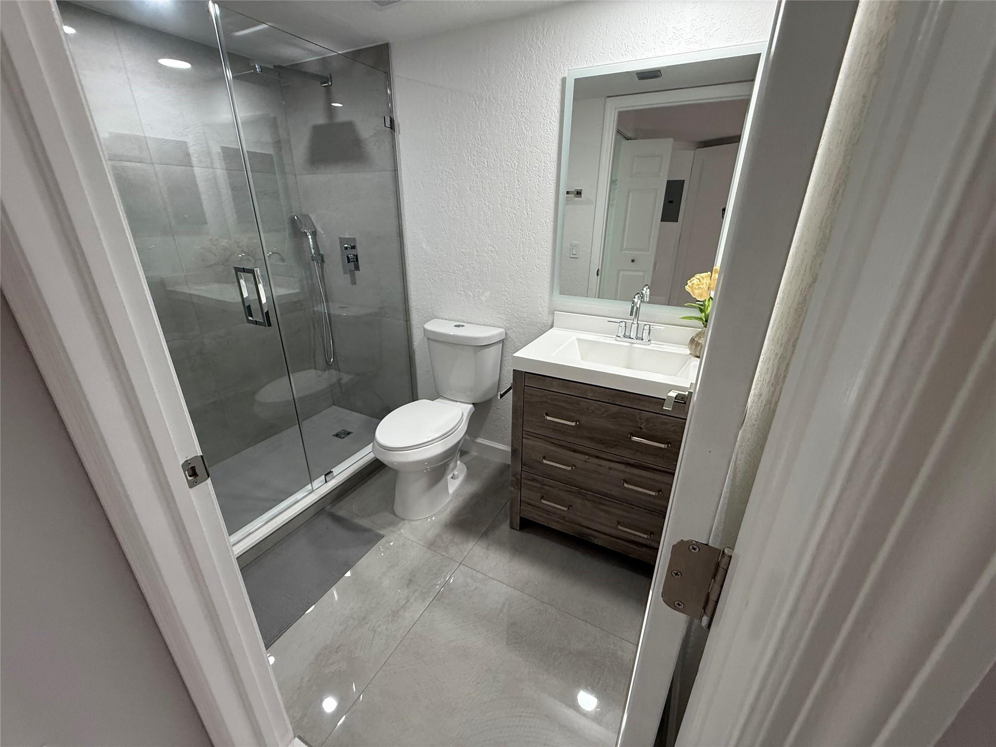 Bonita Golf View Townvill - Residential Lease