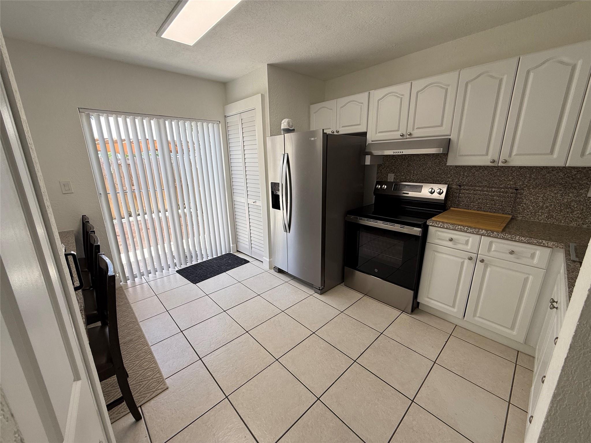 Bonita Golf View Townvill - Residential Lease