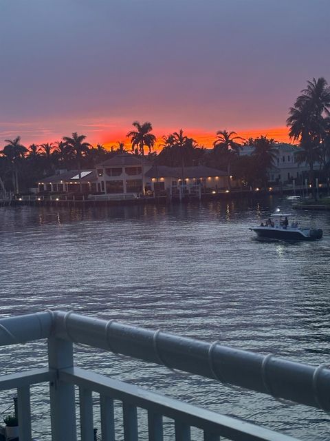 2611 N Riverside Dr 304 Pompano Beach FL 33062