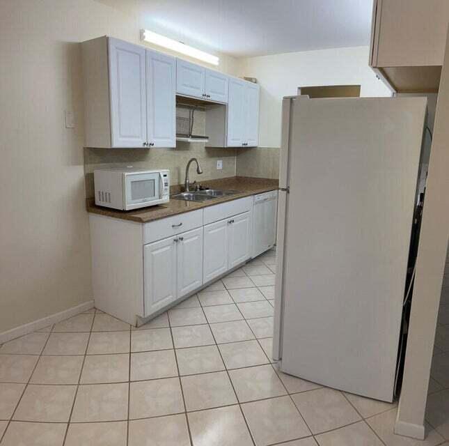 150 Pineview Road K2