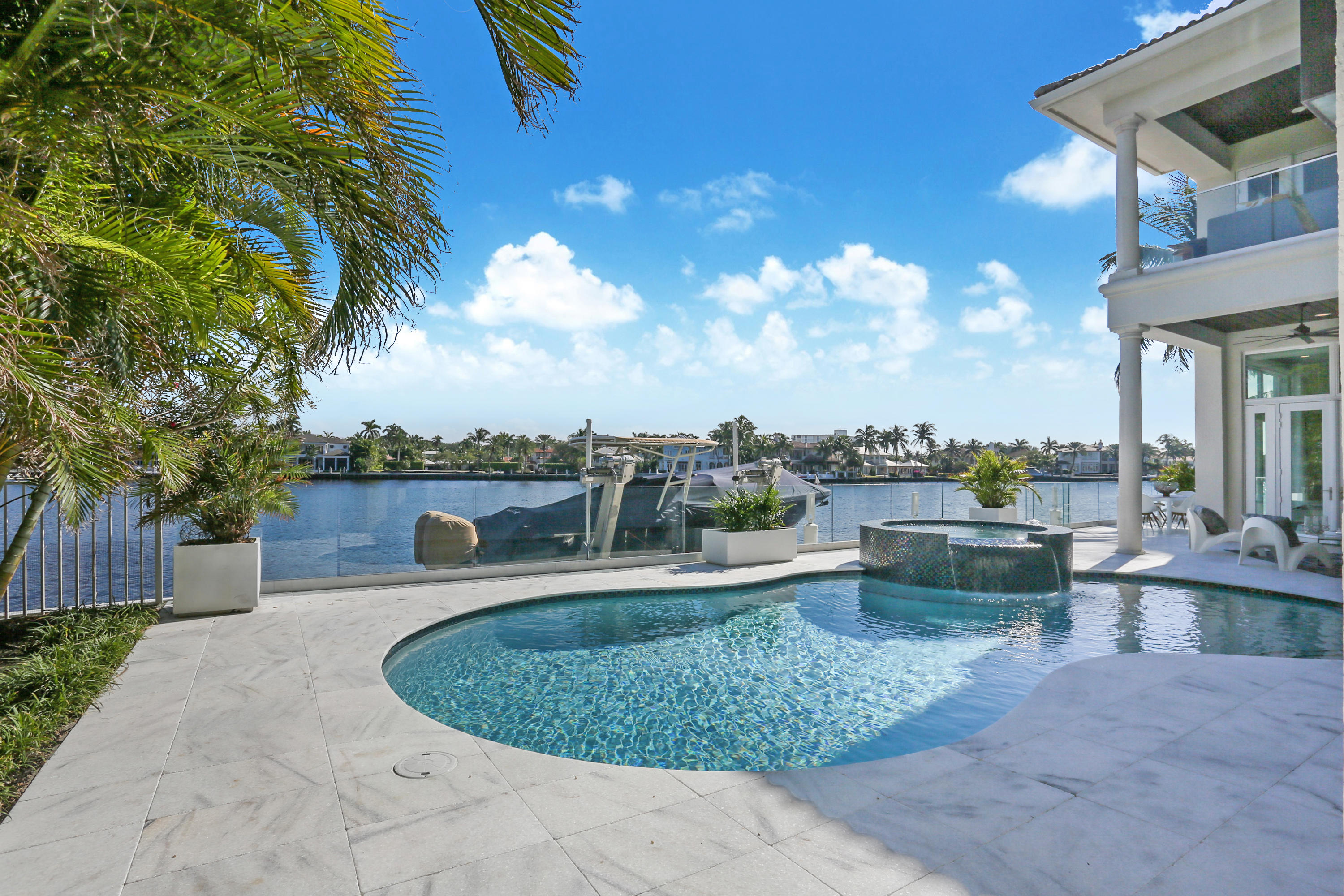 RIO DEL REY SHORES - Residential