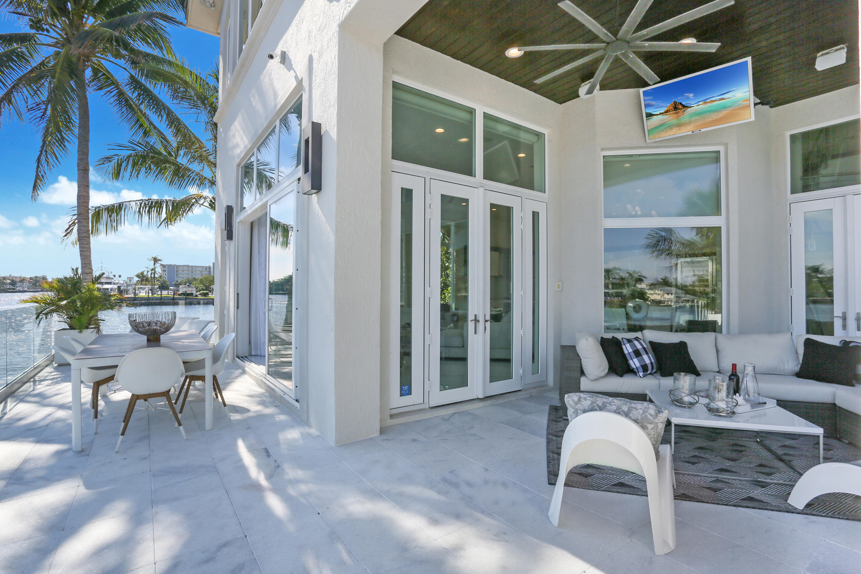 RIO DEL REY SHORES - Residential