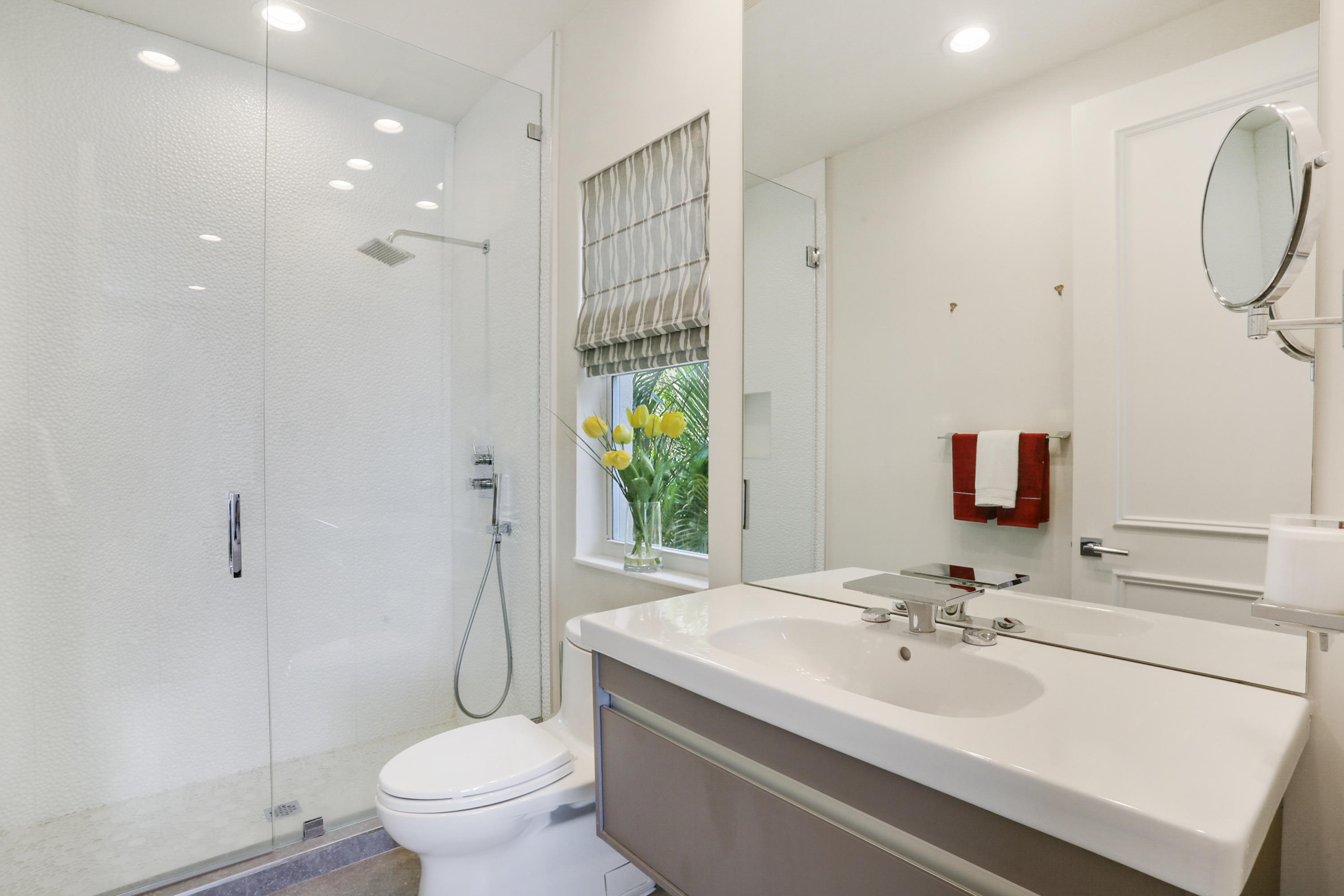 RIO DEL REY SHORES - Residential