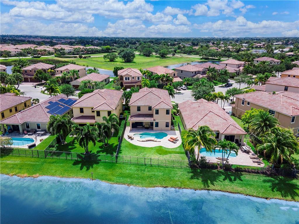 Parkland Village 177-15 B - Residential