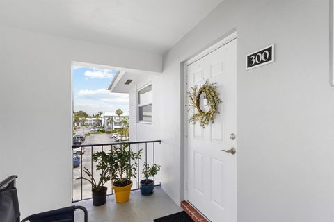 7 Colonial Club Drive 300 Boynton Beach FL 33435