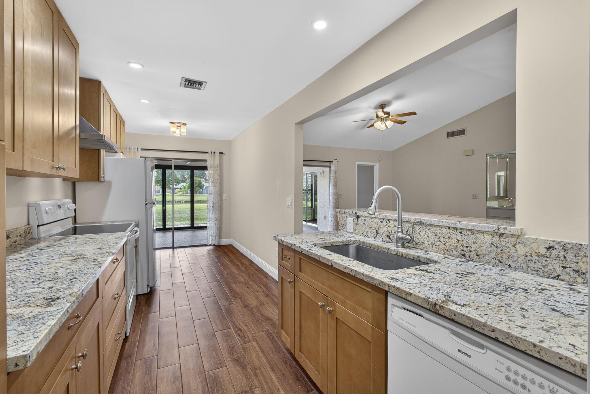 VILLAGE WALK - Residential