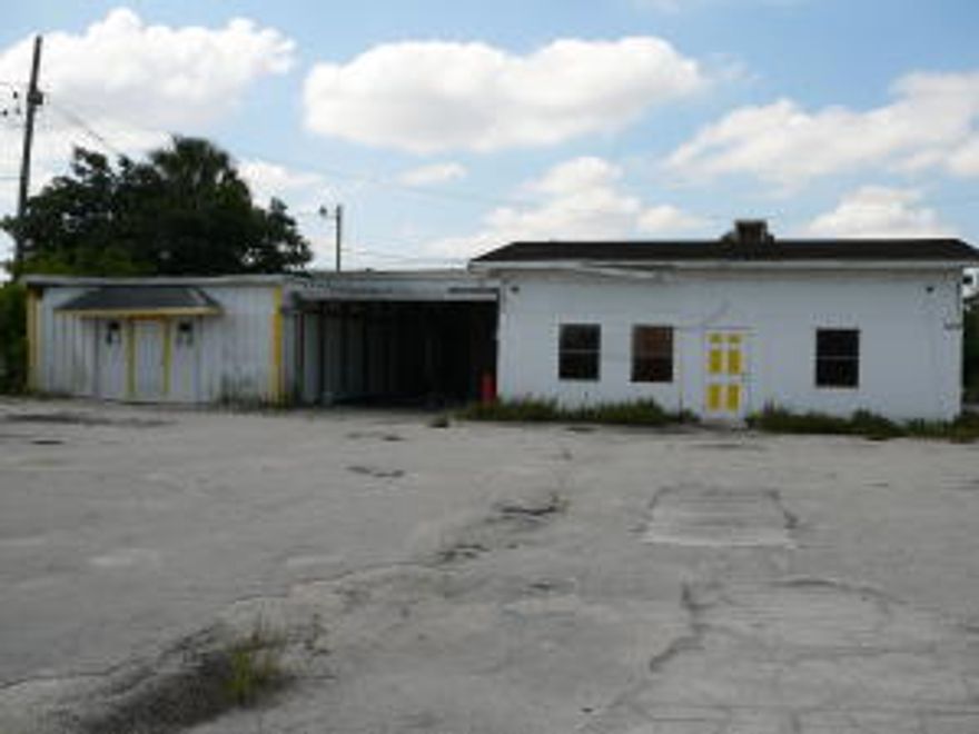 BANK OWNED!  BANK HAS PRICED THIS VERSATILE COMMERCIAL PROPERTY FOR A VERY QUICK SALE!  PREVIOUSLY A CITRUS PACKING FACILITY, PROPERTY CONSISTS OF FOUR BUILDINGS TOTALING 6,775 SF.  MANY POTENTIAL USES.  ENTIRE PROPERTY IS FENCED, EASY ACCESS TO I-95 & THE FLA TURNPIKE.  TOTAL SQUARE FOOTAGE UNDER AIR IS 4,454 AND THIS AREA INCLUDES LIVING QUARTERS!  IDEAL FOR TRUCKING COMPANY OR TRUCK REPAIR FACILITY.  GREAT BUY!  CHECK IT OUT RIGHT AWAY!!