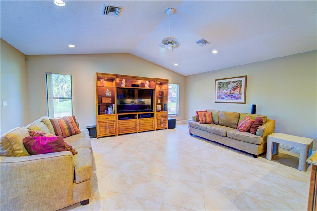 Country Point Estates - Residential