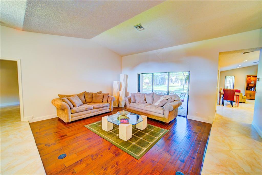 Country Point Estates - Residential