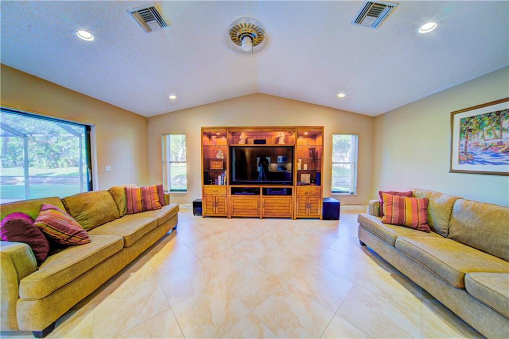 Country Point Estates - Residential