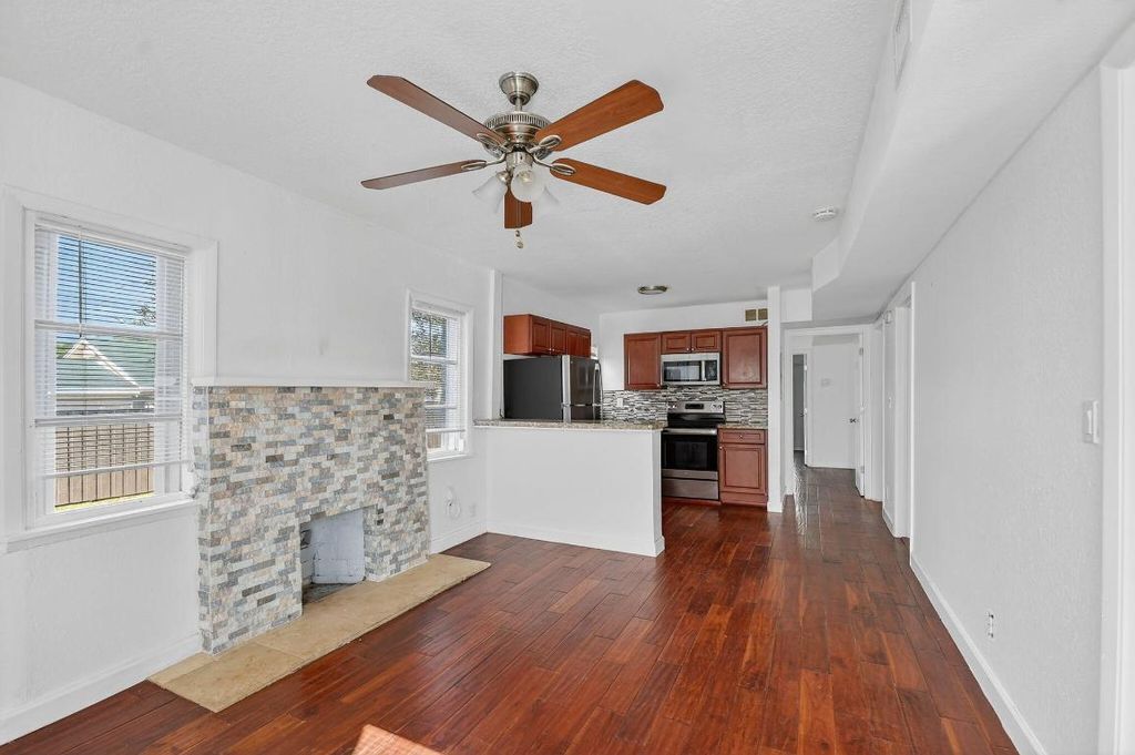 Photo of 1011 W Lakewood Road, West Palm Beach, FL 33405 (MLS # R11158262)