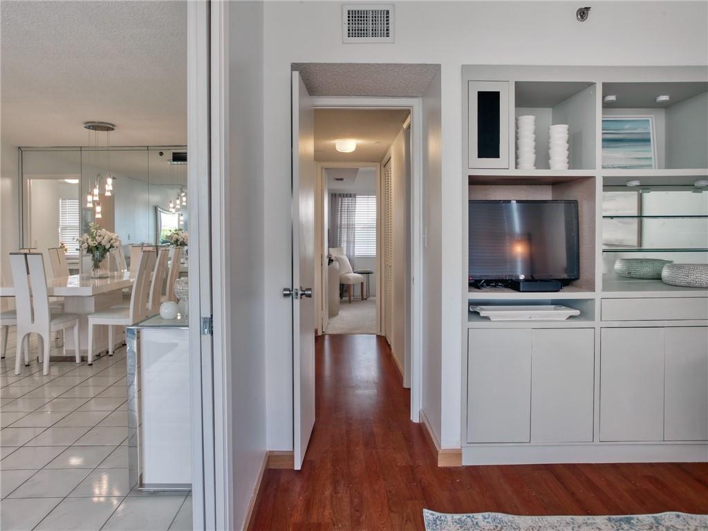 Oaks Way at PALM-AIRE - Residential