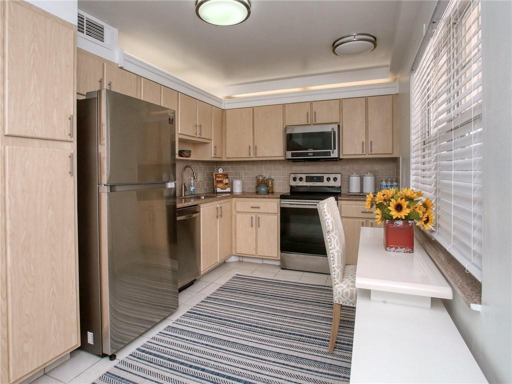 Oaks Way at PALM-AIRE - Residential