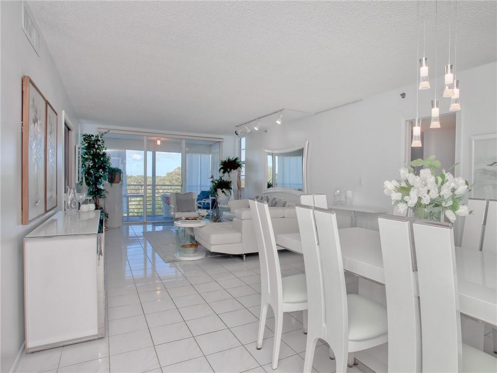 Oaks Way at PALM-AIRE - Residential