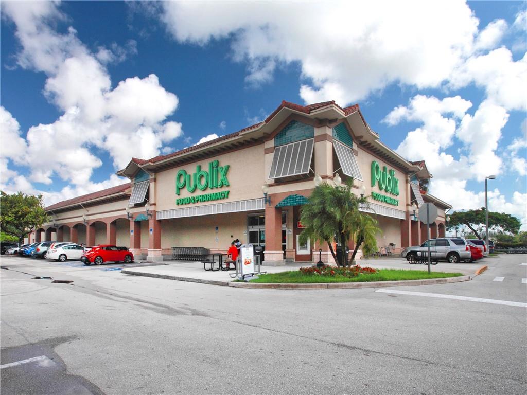 Oaks Way at PALM-AIRE - Residential