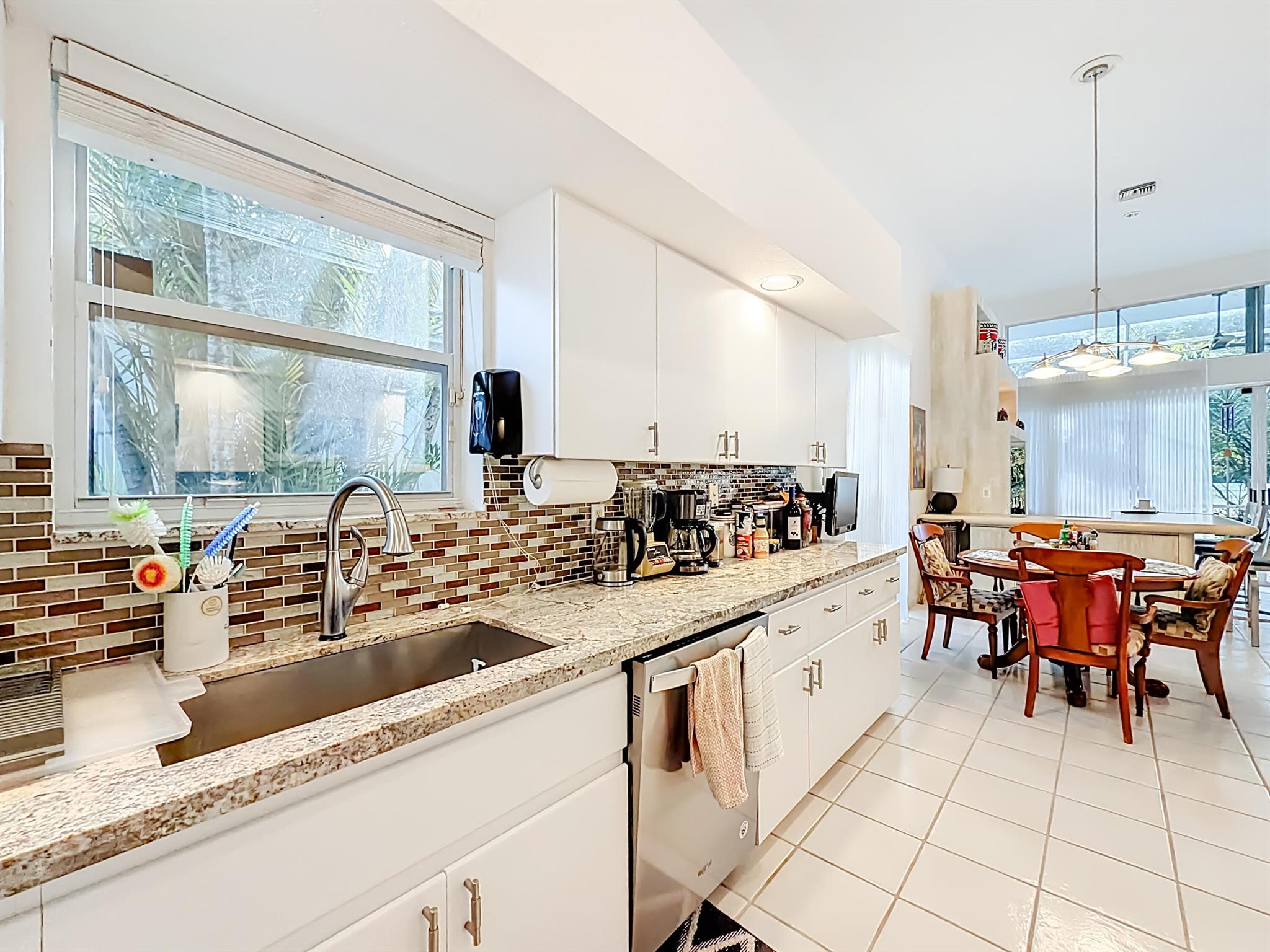 HAMPTON FAIRWAYS 3 - Residential Lease