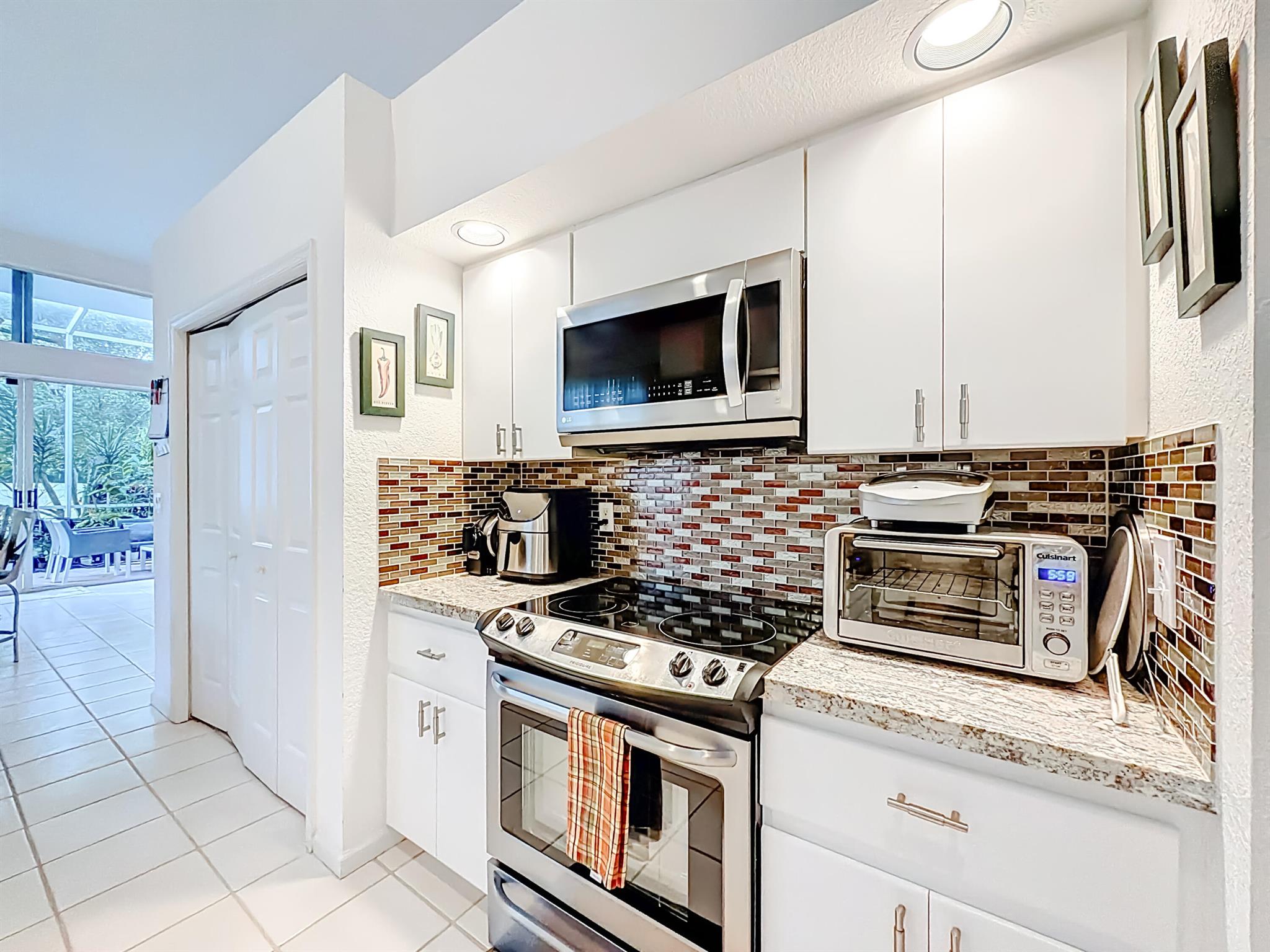 HAMPTON FAIRWAYS 3 - Residential Lease