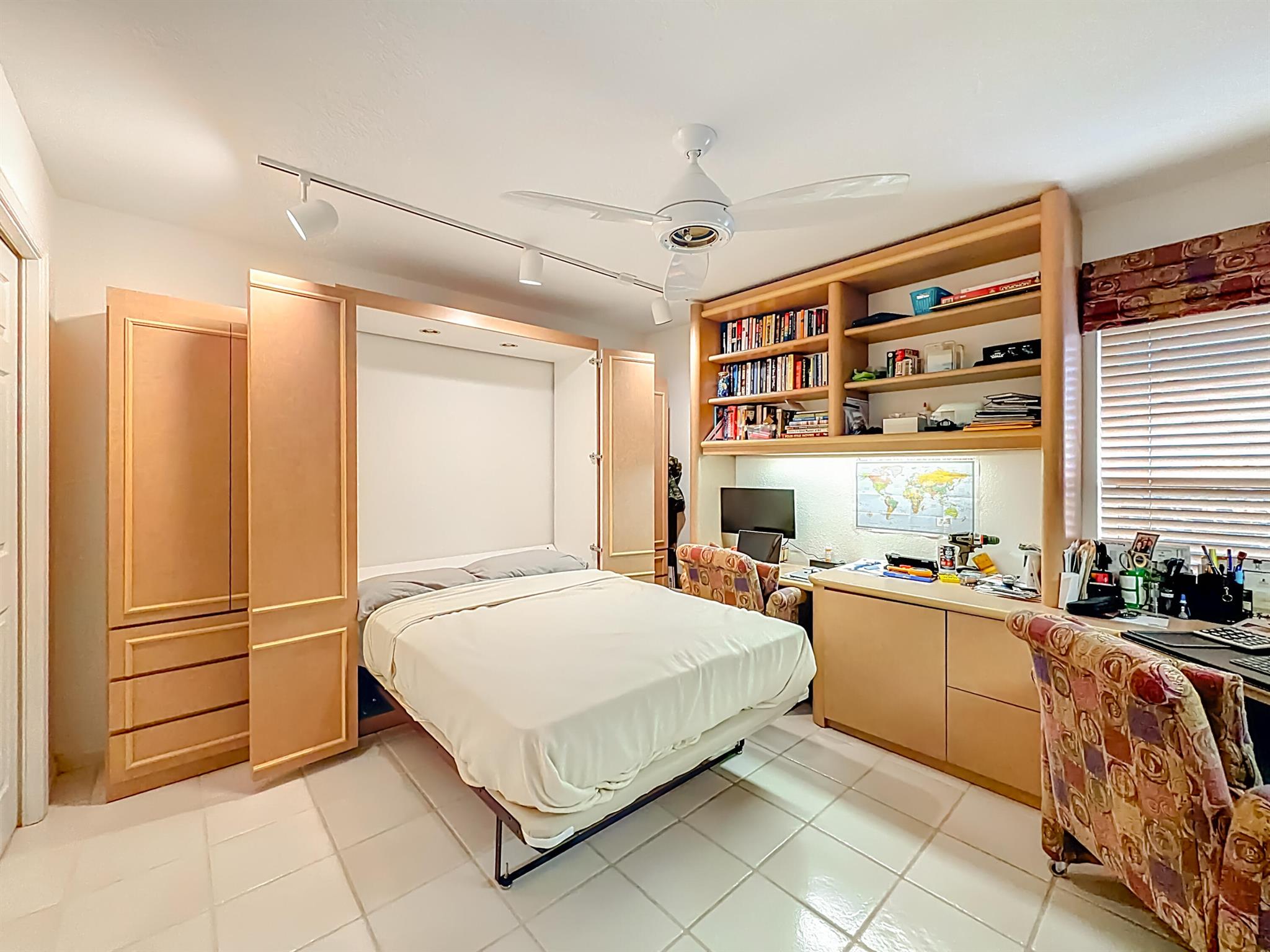 HAMPTON FAIRWAYS 3 - Residential Lease