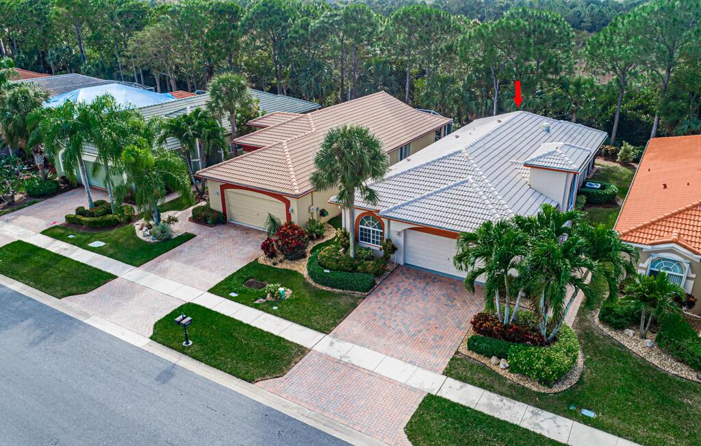 VENETIAN ISLES - Residential