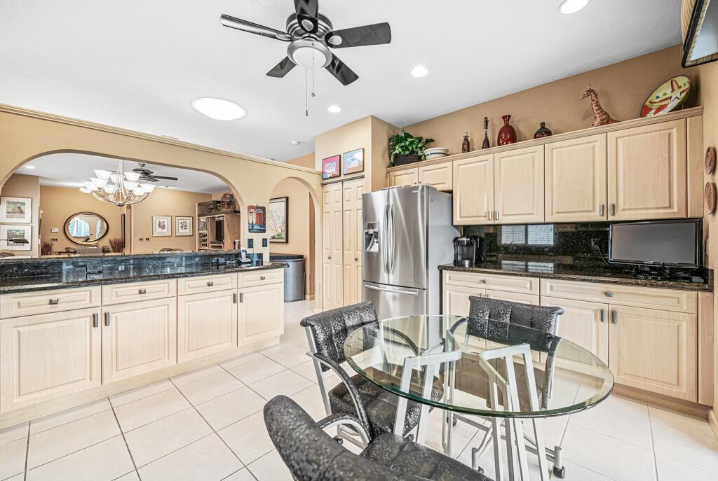 VENETIAN ISLES - Residential