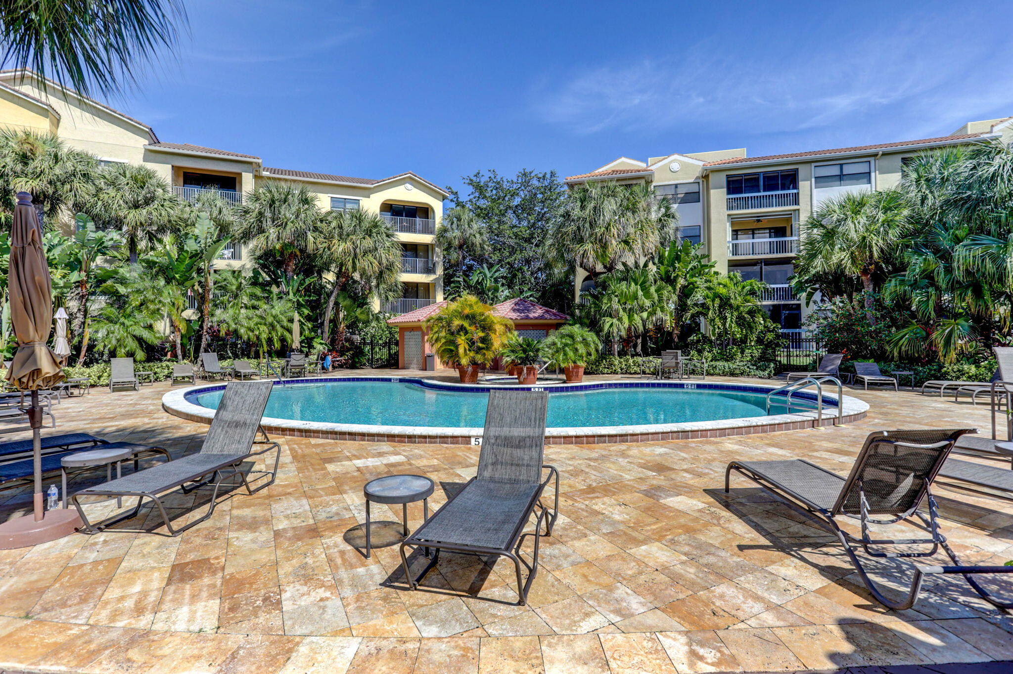 OCEAN TRACE CONDO - Residential