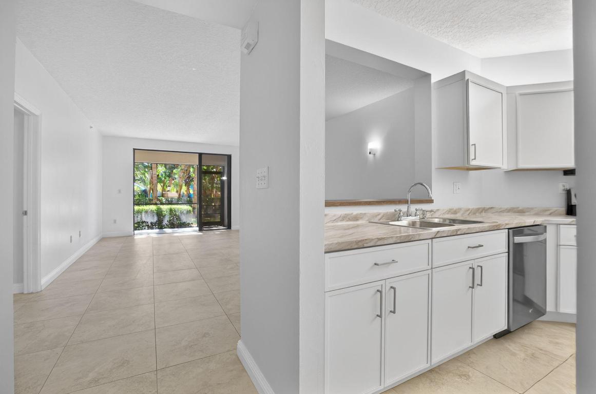 OCEAN TRACE CONDO - Residential