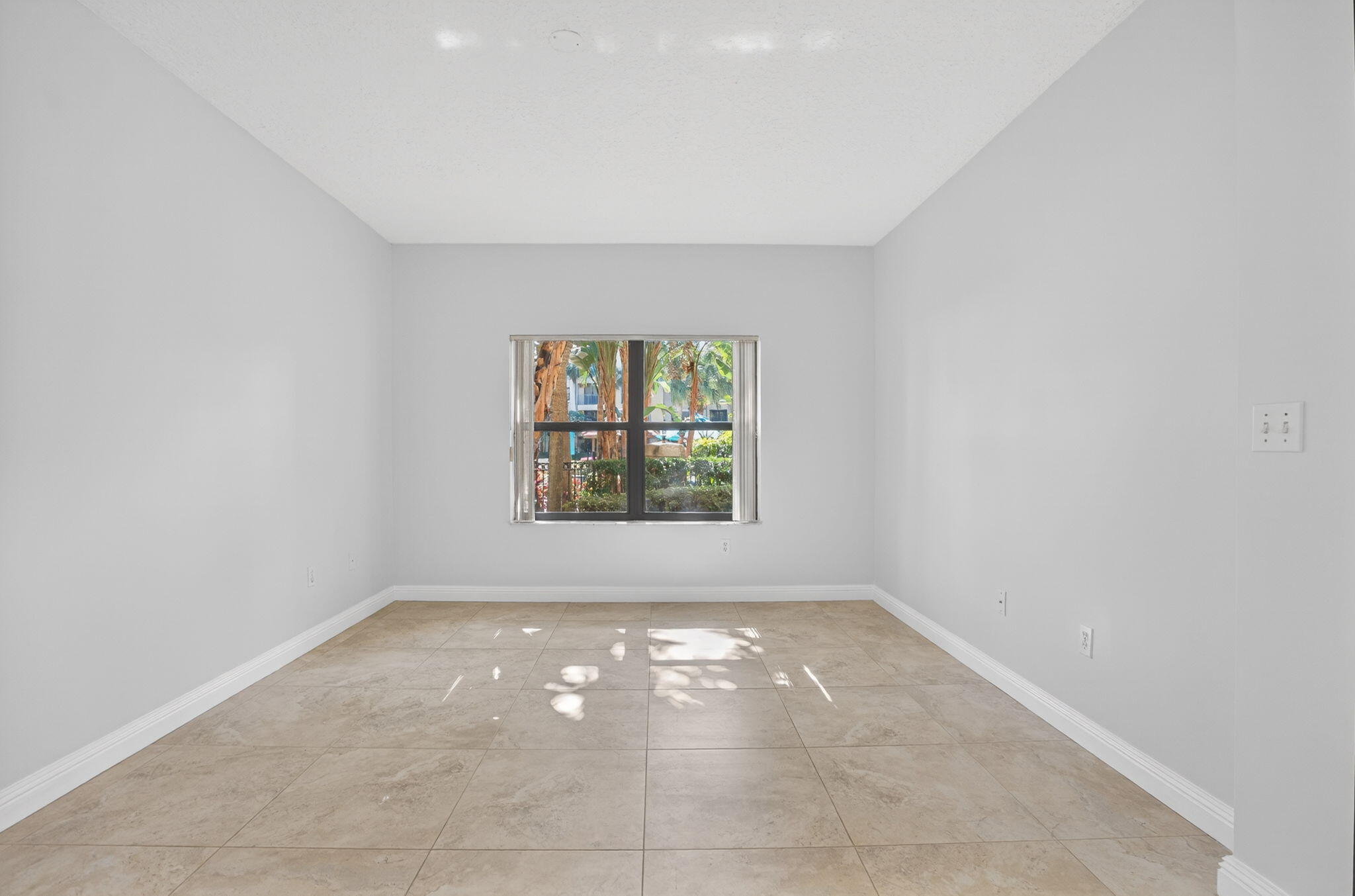 OCEAN TRACE CONDO - Residential