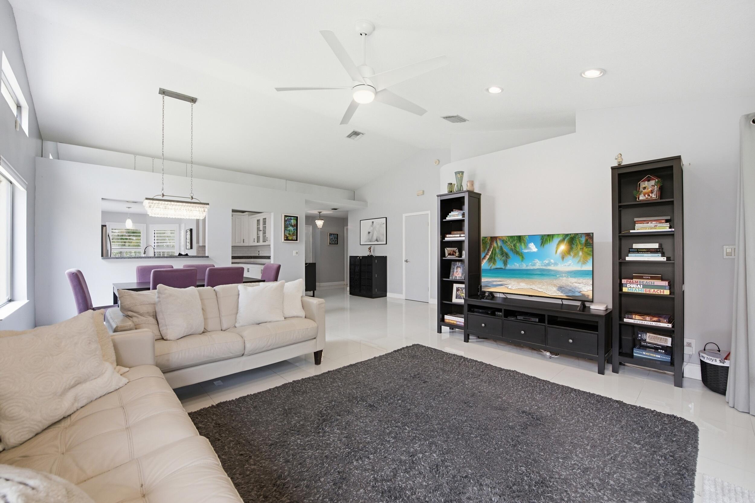 10577 Mendocino Lane